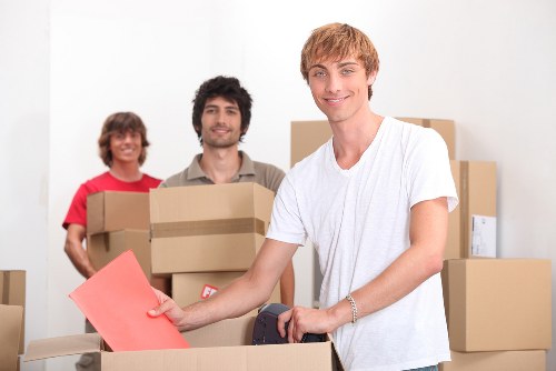 Local removals planning for Yeading properties
